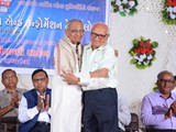 Honour   to   Guest