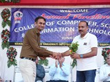 Floral Welcome to Chief Guest